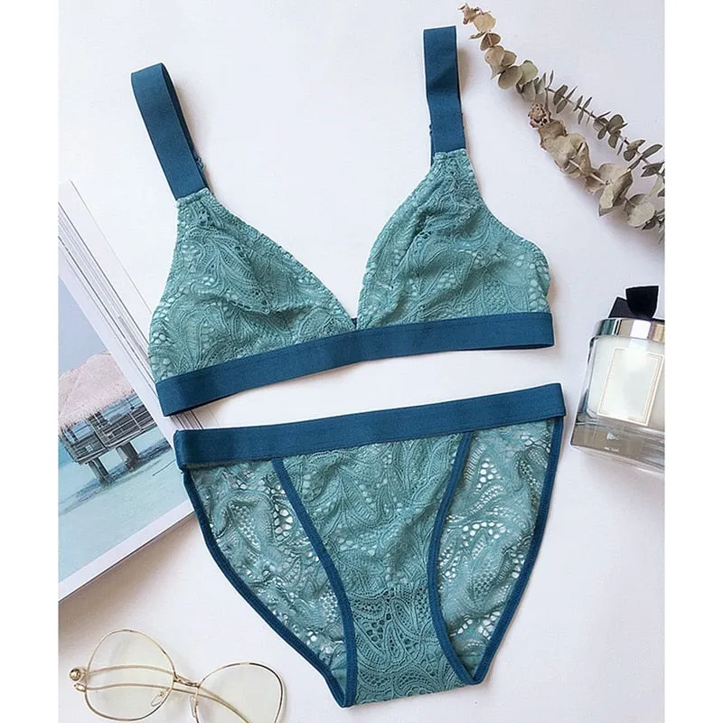 French Ultrathin Bra Set