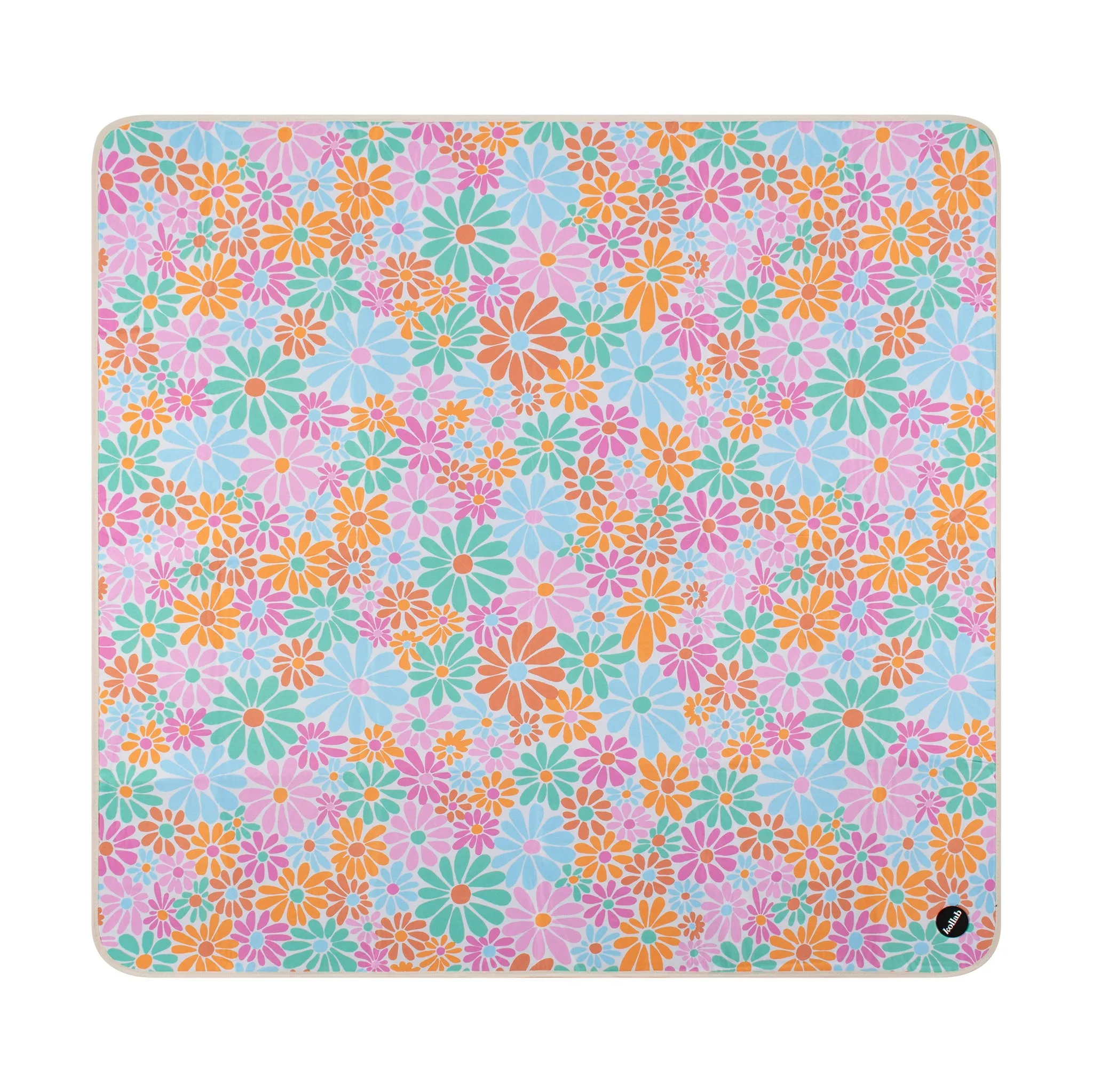Holiday Medium Mat Pastel Daisy