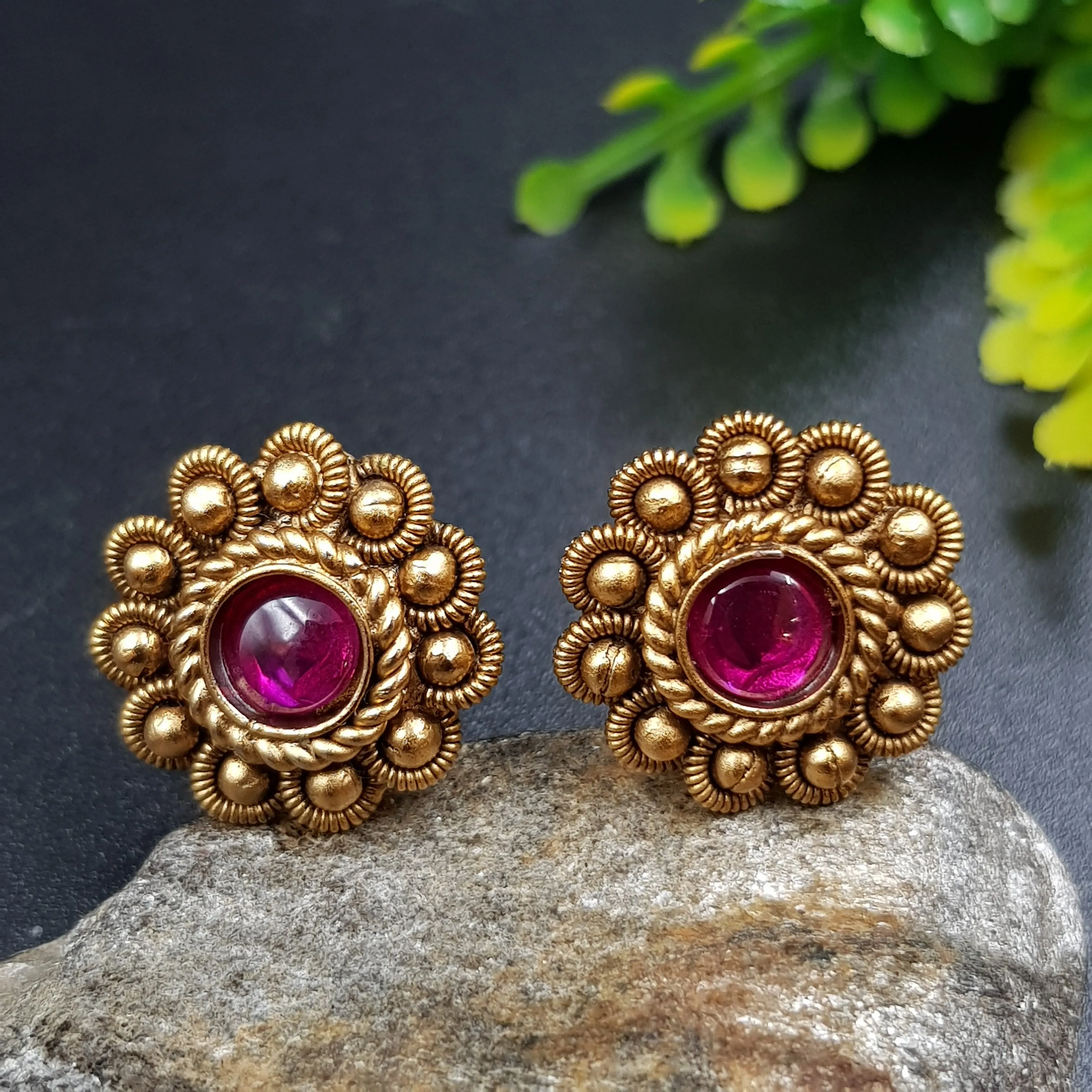 Tops/Studs Antique Earring 10263-28