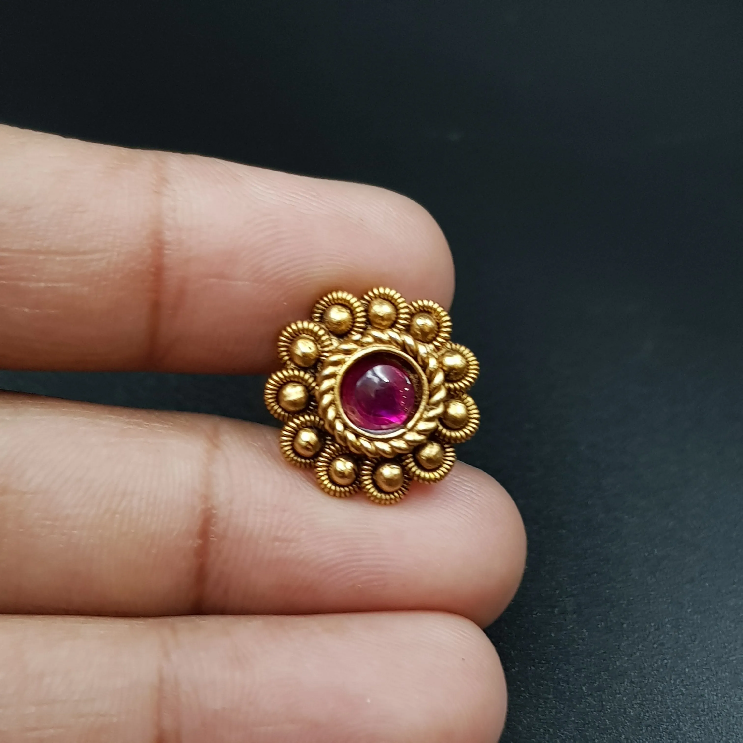Tops/Studs Antique Earring 10263-28