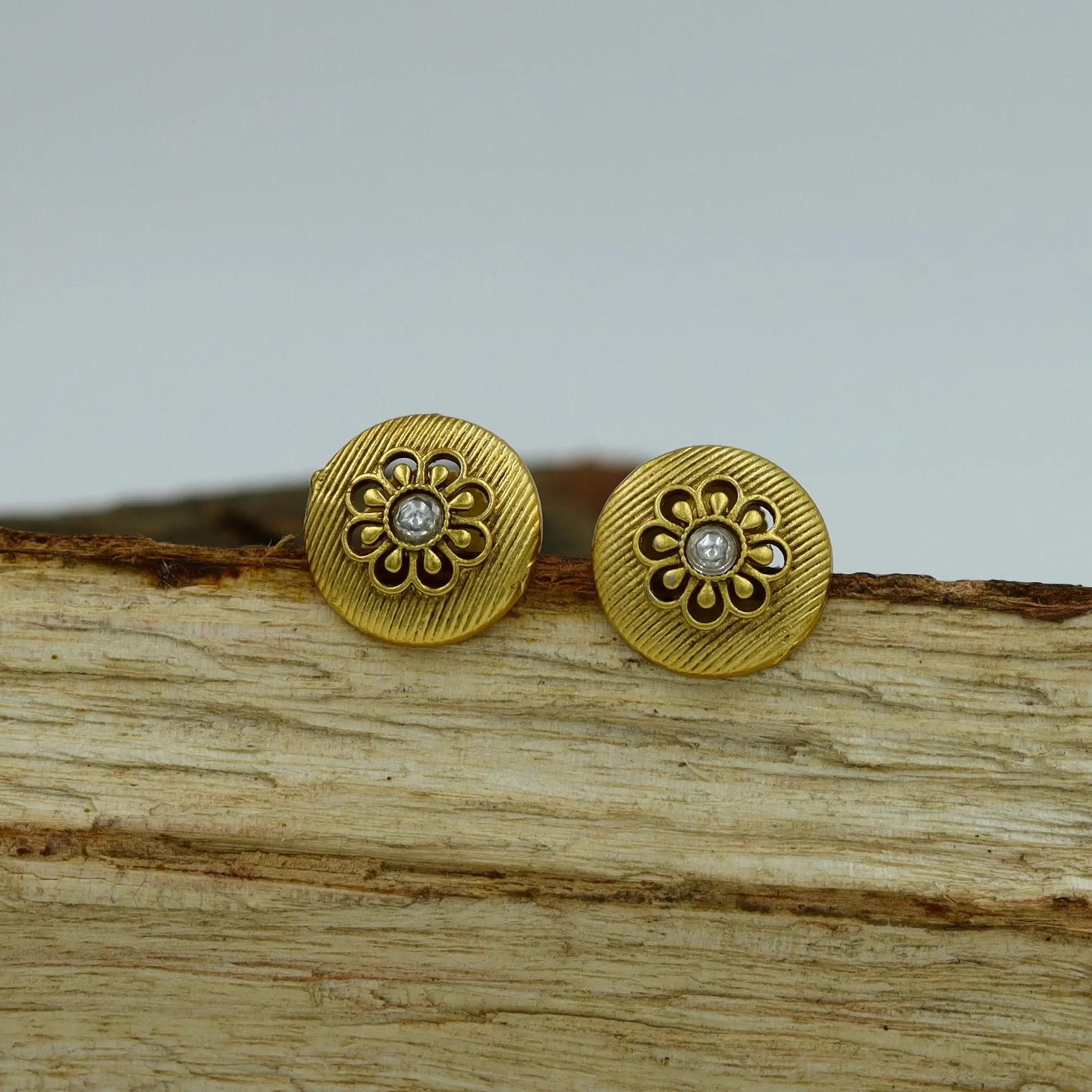 Tops/Studs Antique Earring 12277-28