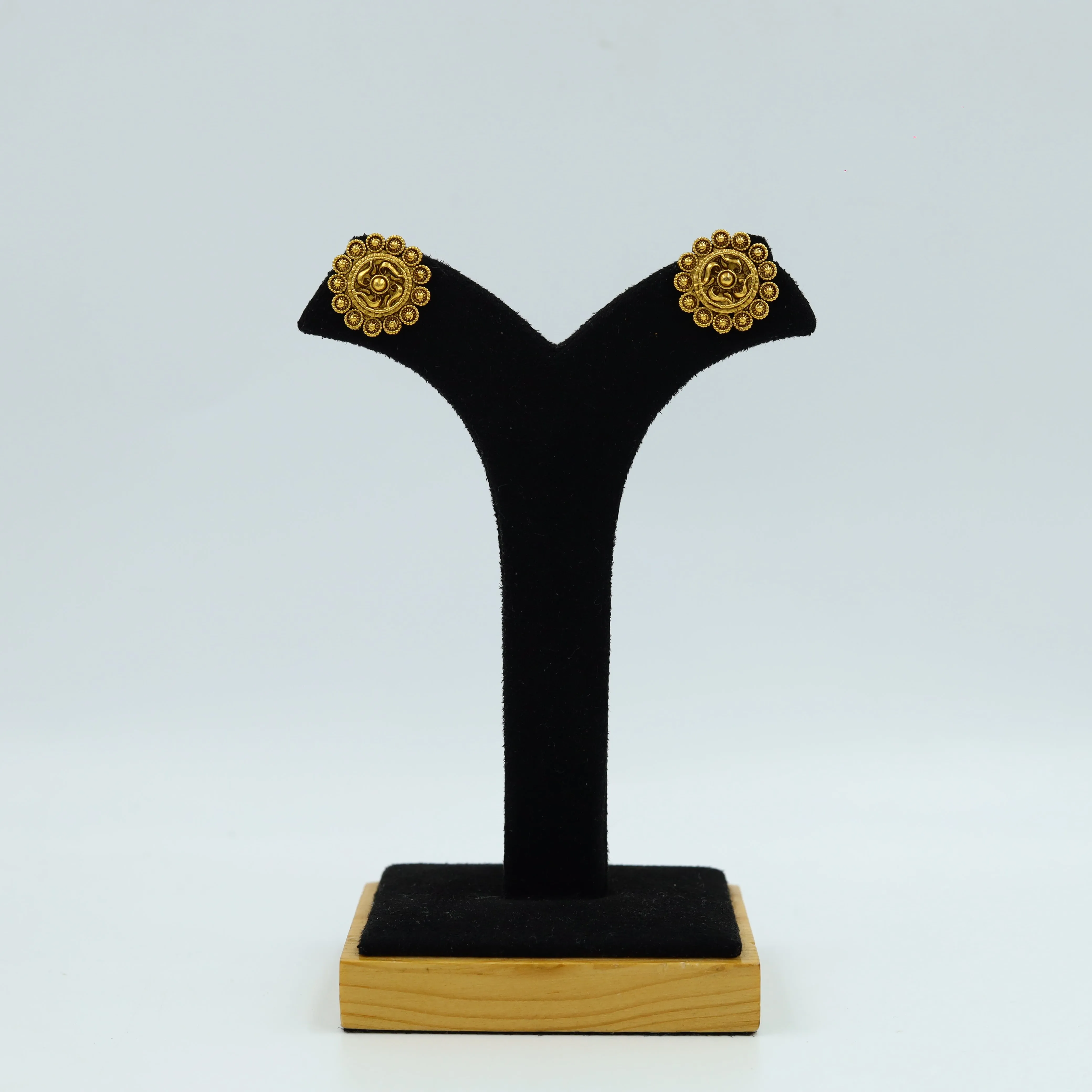Tops/Studs Antique Earring 13542-100