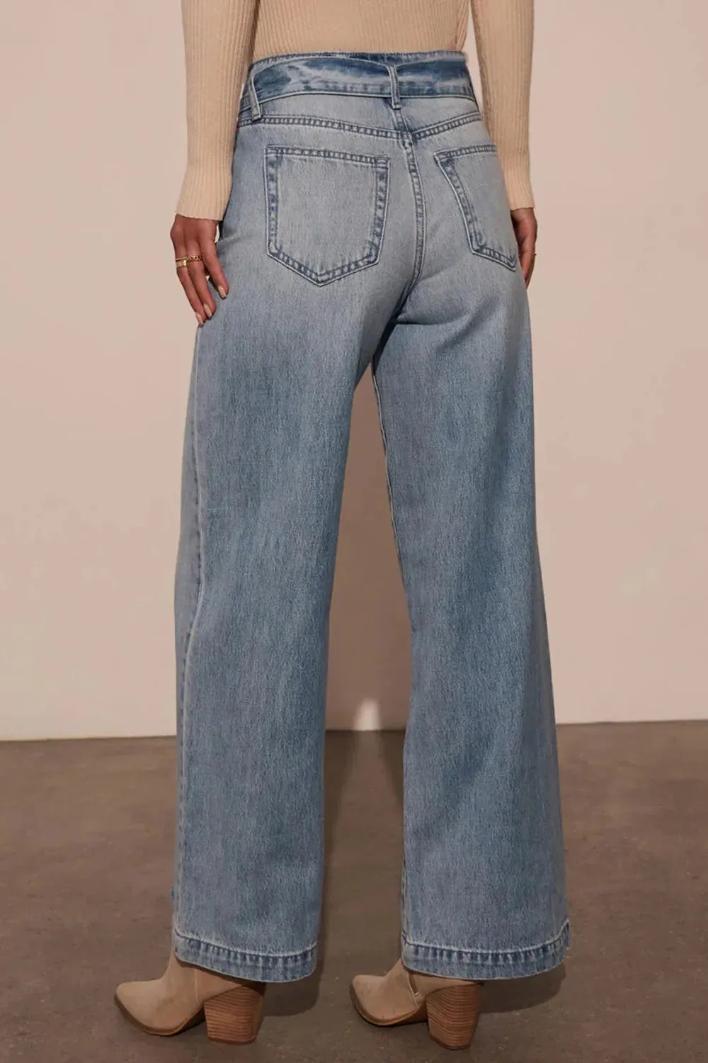 Wide Leg Jeans with Pockets