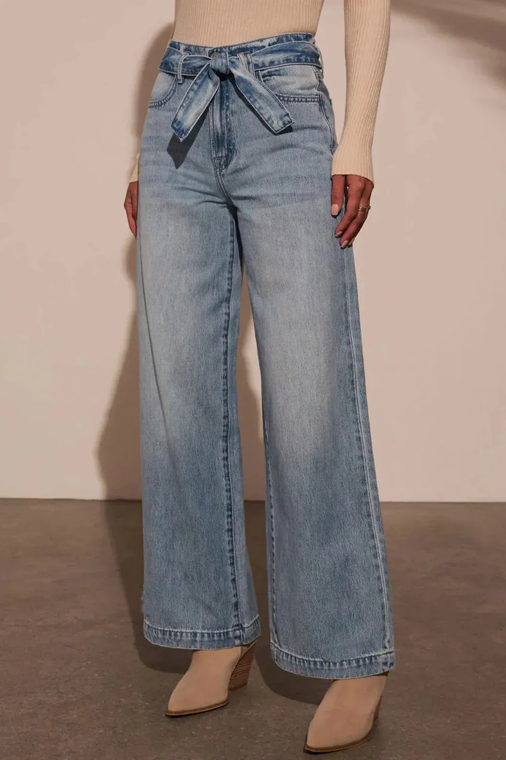 Wide Leg Jeans with Pockets